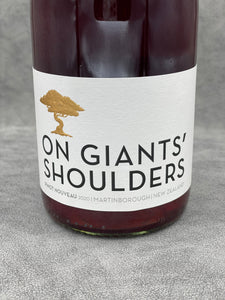 On Giants' Shoulders Pinot Nouveau 2020　＜数量限定＞ピノノワールの新酒です♪　よりどり12本で15％off対象