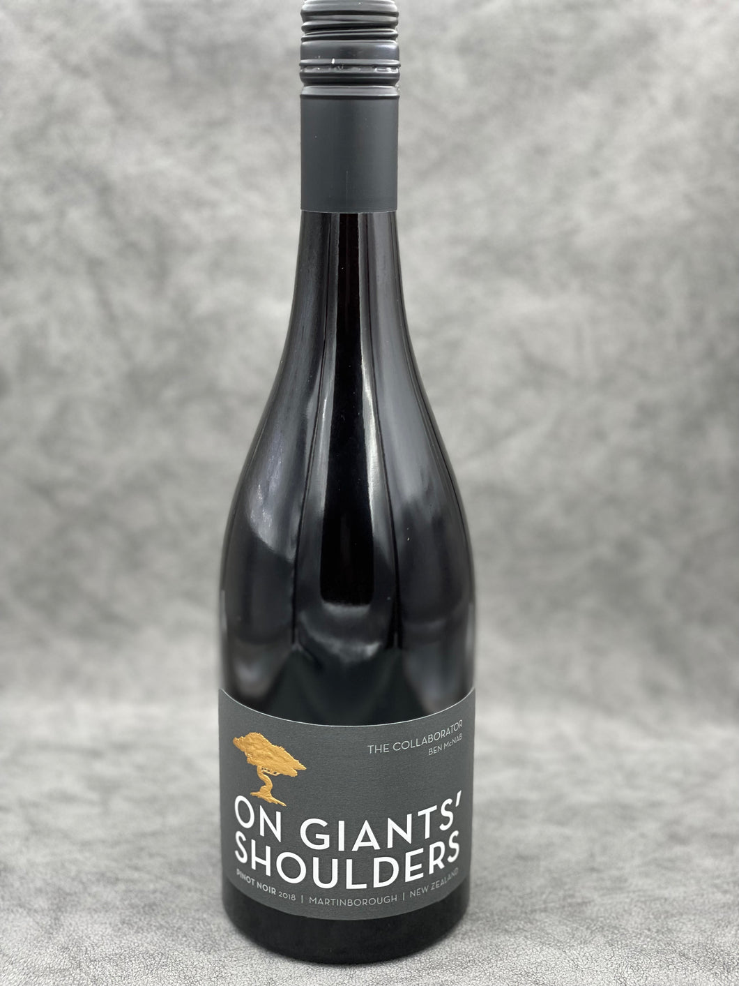 On Giants’ Shoulders The Collaborator Ben McNAB Pinot Noir 2018　よりどり12本で15％off対象